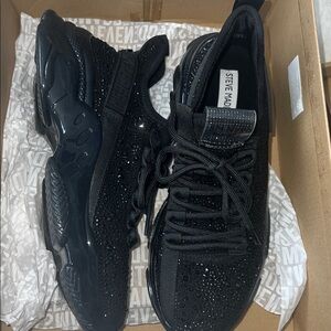 Steve Madden Black Sparkle Sneakers maxima